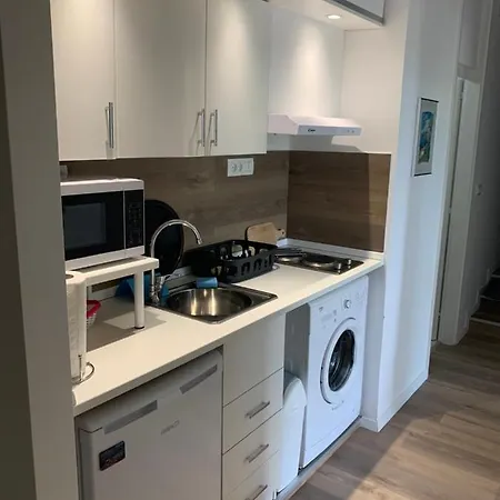 Nika 1 Apartment *