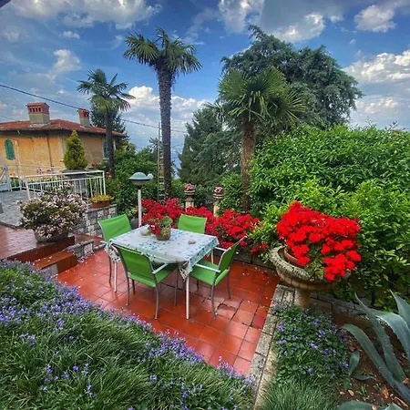 Apartment Nika 1 *